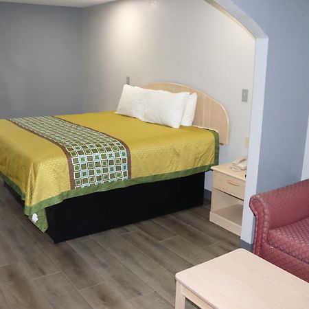 Americas Best Value Inn Cabot Exterior photo