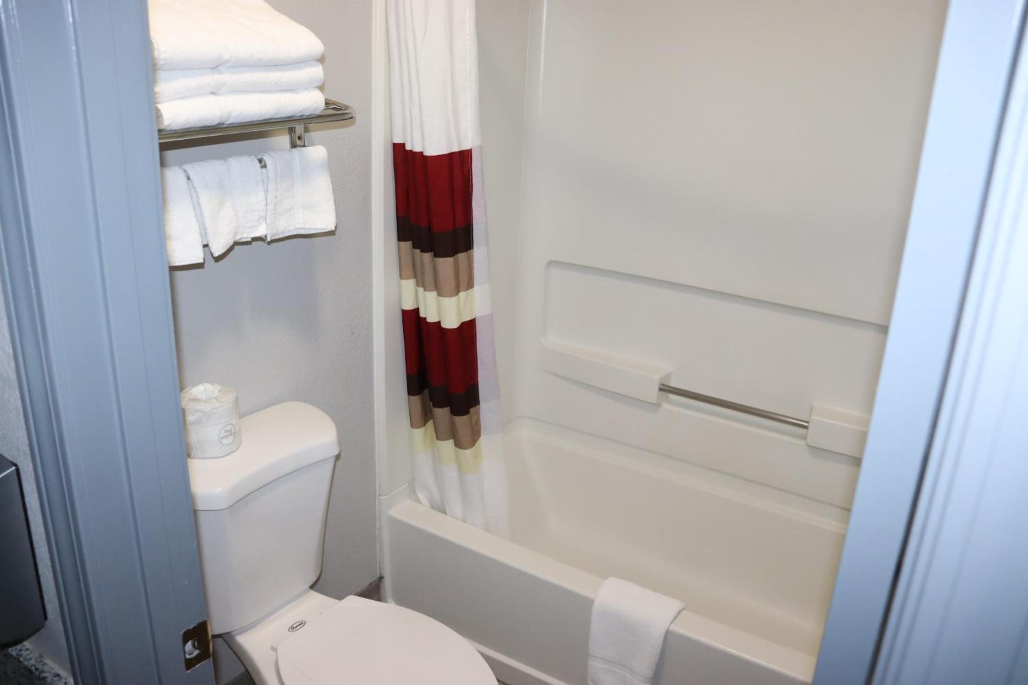 Americas Best Value Inn Cabot Exterior photo