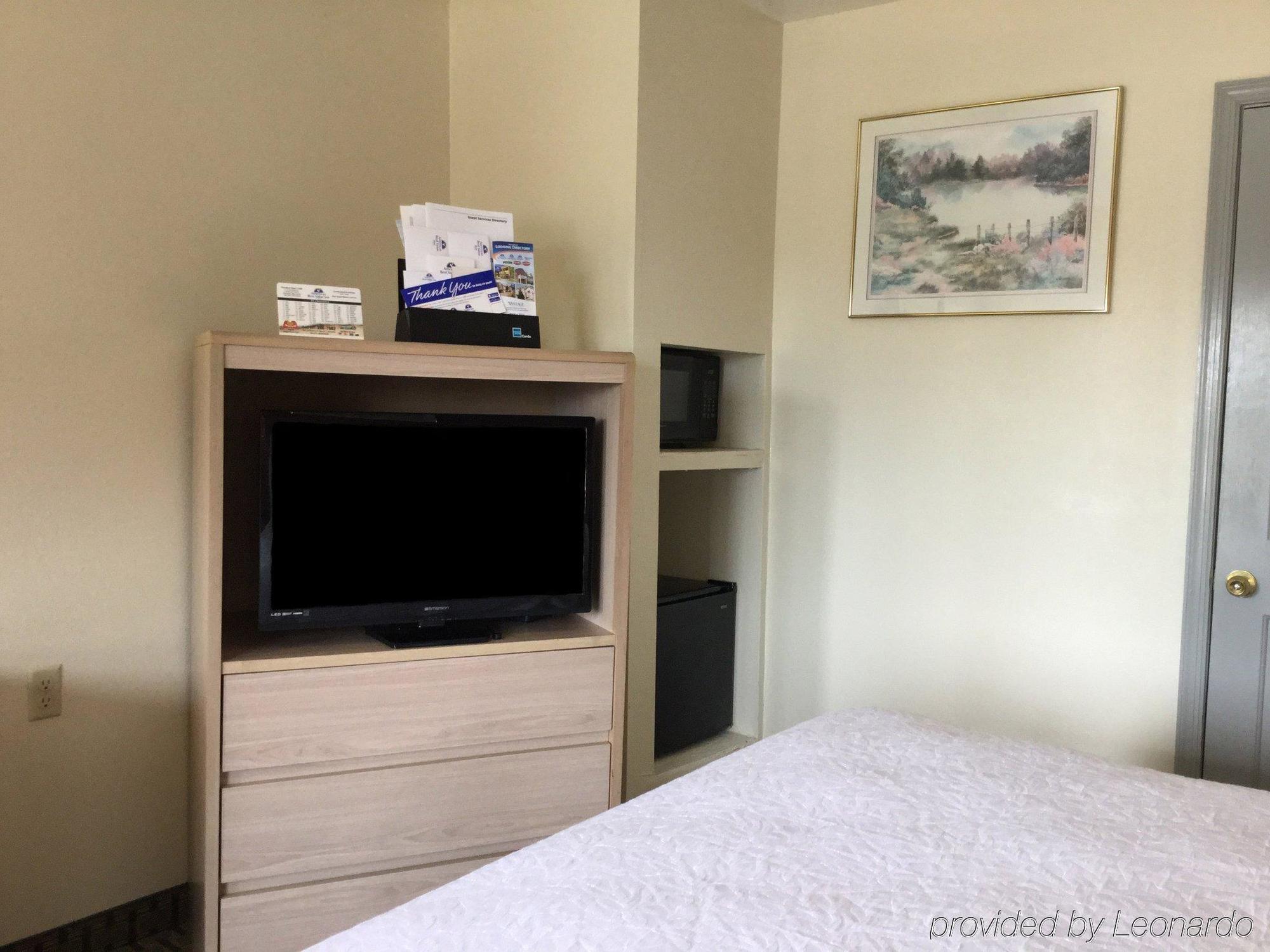 Americas Best Value Inn Cabot Exterior photo