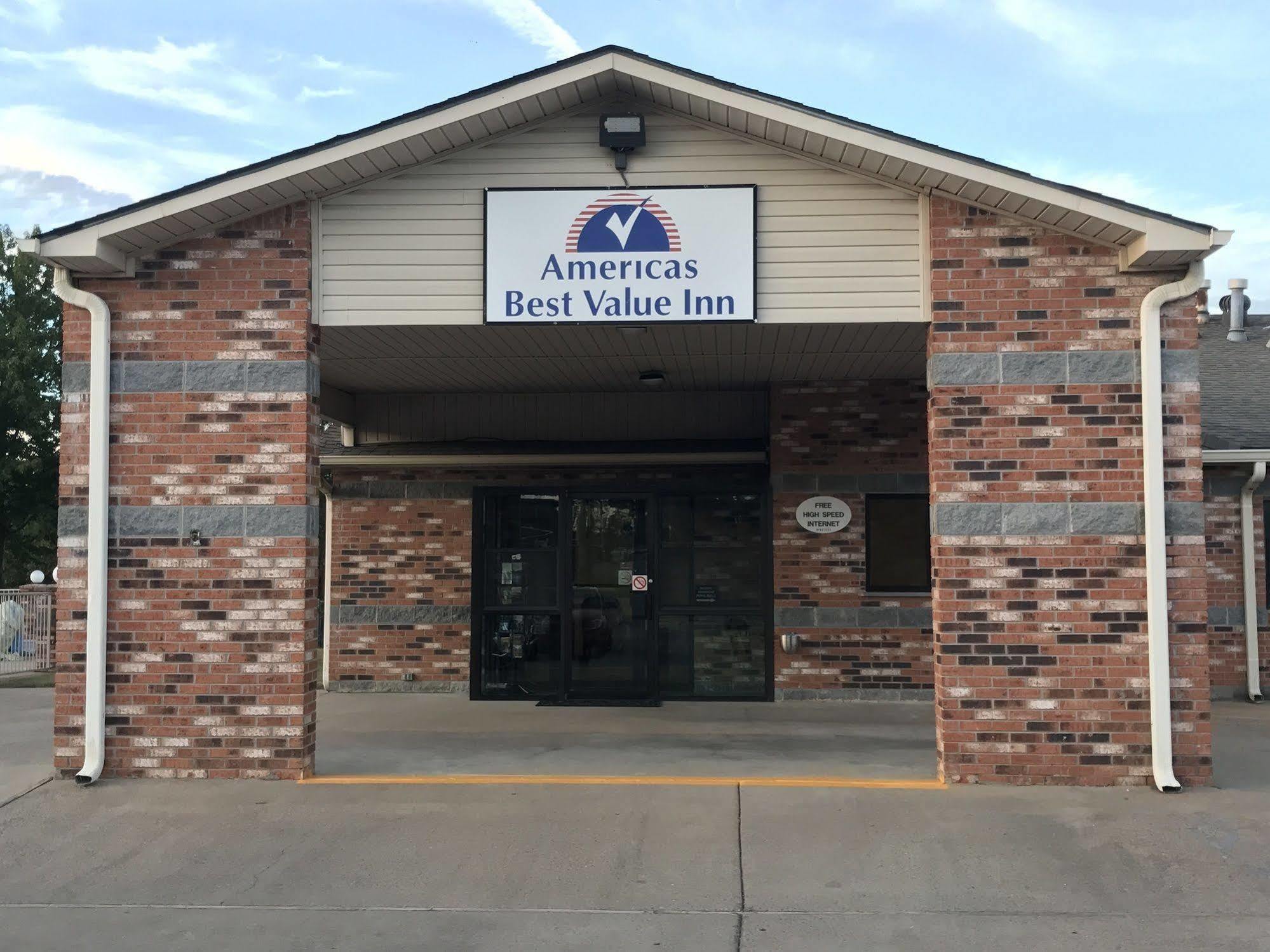 Americas Best Value Inn Cabot Exterior photo